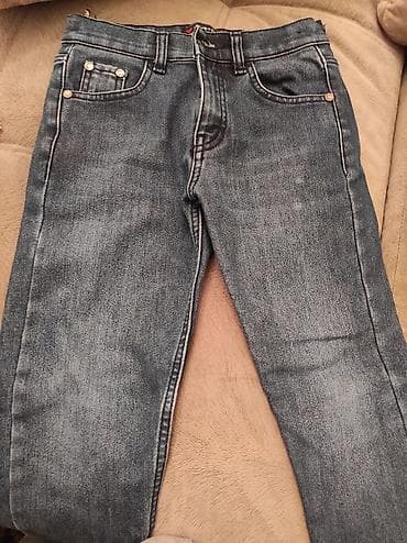 Uşaq geyimləri dəsti Tərkib: - Cins şalvar: klassik göy rəng, beş — 3