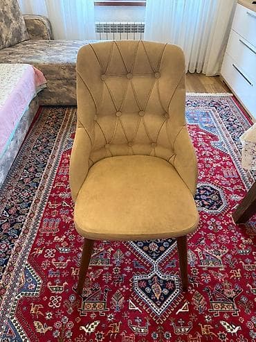 6ədəd stul 250azn yaxşı vəziyyətdədir ünvan Nərimanov kod ¹⁰⁰¹ — 1