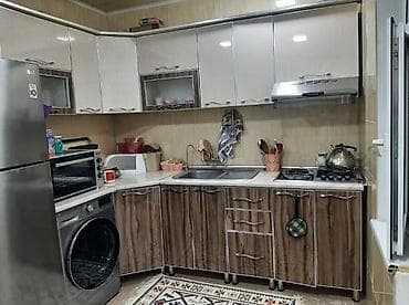 Mətbəx mebeli satılır 250₼.Qiymət sondur. Ölçü 2.50/1.50. Üzərində
