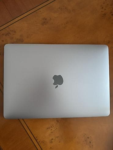 Apple MacBook, 13.3 ", Apple M1, 256 GB