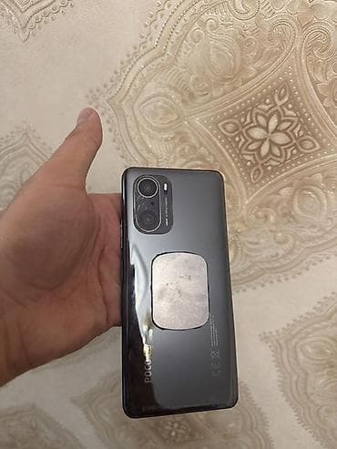 kamera kredit: Poco F3, rəng - Qara, Barmaq izi — 4