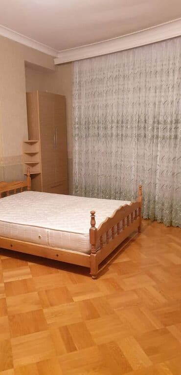 yeni guneslide 3 otaqli evler: 3 otaqlı, Yeni tikili, 110 kv. m — 3