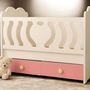 Qız üçün, İşlənmiş, Dördbucaq, Beşik, Yellənmə mexanizm ilə lalafo.az -da — 6 Qız üçün, İşlənmiş, Dördbucaq, Beşik, Yellənmə mexanizm ilə — 6