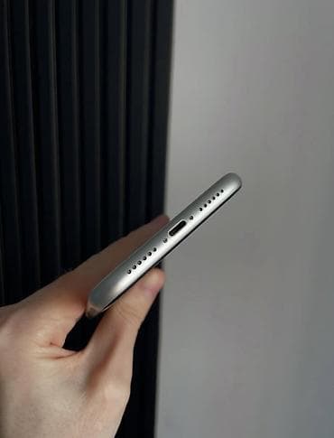 iphone ikinci el 11: IPhone 11, 256 GB, Ağ, Zəmanət, Kredit, Simsiz şarj — 5