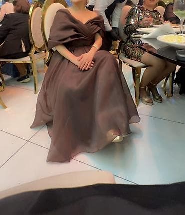 mini etek: Şokolad rəngində zərif ziyafət geyimi - Model: Uzun, tam ətəkli — 2