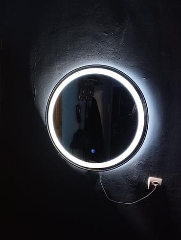 hamam güzgüsü: Güzgü Divar üçün, Dairə, Hamam üçün, Arxa işıqlı — 2