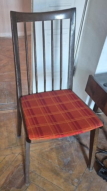 balkon stul: Taxta çərçivəli oturacaq - 6 шт. - Material: massiv ağacdan karkas — 1