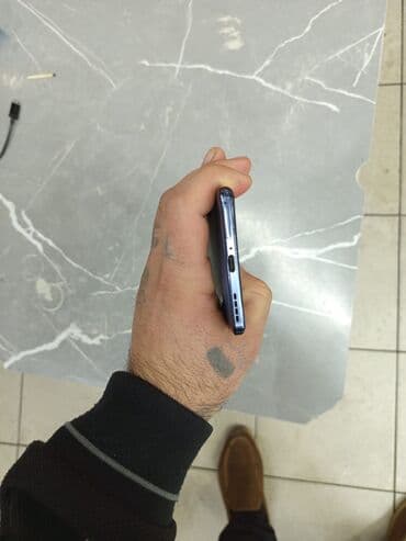 işdenmiş telfonlar: Infinix HOT 50 Pro+, 256 GB, rəng - Mavi, Sensor — 7