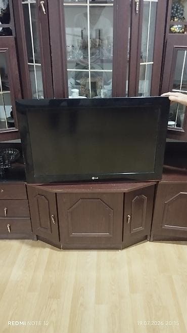 Televizorlar: LG 82 ekran catdirada bilerik bugun satilmalidi deye bele ucuz qoylub — 2
