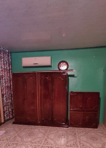 vəftiz üçün dəsmal (xaç suyuna salma üçün dəsmal): Dolab-asılqan — 1