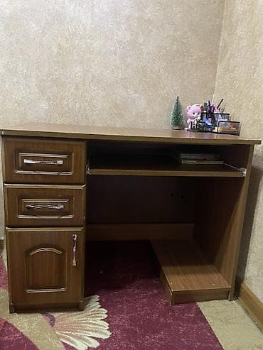 Düz masa, Polkalı, Siyirməli, Sadə laminat lalafo.az -da Düz masa, Polkalı, Siyirməli, Sadə laminat