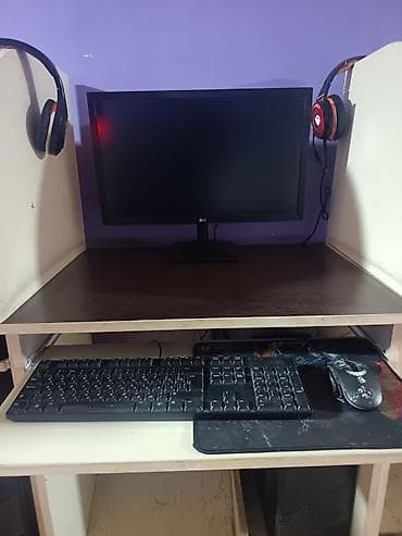 masaüstü konputer: İnternet-klub üçün hazır komplekt kompüter postları Tərkib: - 8 ədəd — 2