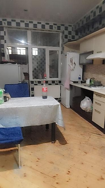 ağdaşda satilan evler: 4 otaqlı mənzil – geniş planlama və işıqlı otaqlar. ancaq xanimlara — 7