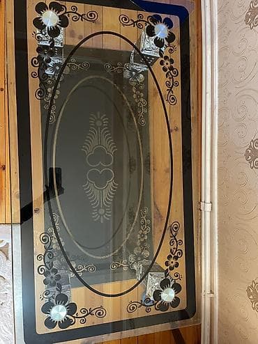 стеклянный стол на кухню купить: Şüşə jurnal masası - İki mərtəbəli dizayn: üstü şəffaf şüşə, alt rəf — 2