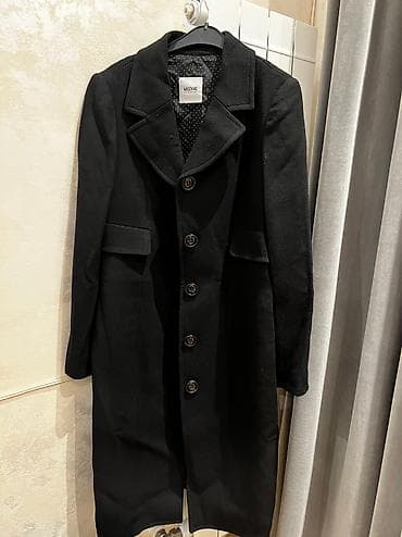 Moschino markasi palto nazikdi materiali utusuzdu ona gore ezik lalafo.az -da Moschino markasi palto nazikdi materiali utusuzdu ona gore ezik