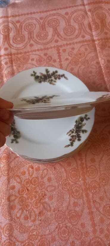 Qab-qacaq və mətbəx ləvazimatlarının alışı: Boşqablar, 6 ədədli dəst, rəng - Ağ, Farfor, Yaponiya — 5