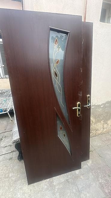 Qapi 4eded 205/80sm
30azn biri
Ehmedli 4142 leli