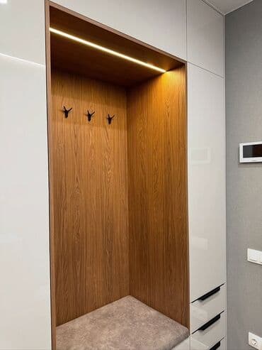 угловой шифоньер в спальню: Açılan, 4 qapılı Düz dolab, Dəhliz dolabı — 2