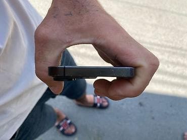 ipona dubay: IPhone 14, 128 GB, Qara, Face ID — 7