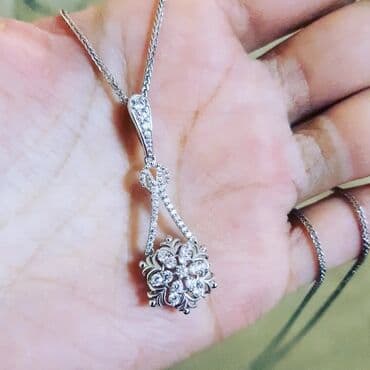 gümüşün qramı qiyməti 2022: Dəstə daxildir: Sep, Kulon, Boyunbağı, Ağ qızıl, 585 Əyar, 365 g — 2