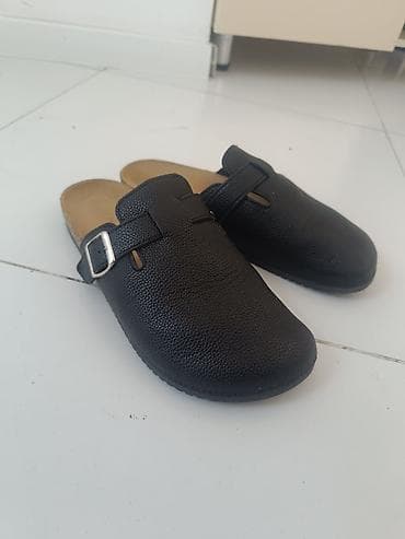 Qara rəngli uniseks tapanqa tipli sabot/klok ayaqqabı - Material lalafo.az -da Qara rəngli uniseks tapanqa tipli sabot/klok ayaqqabı - Material