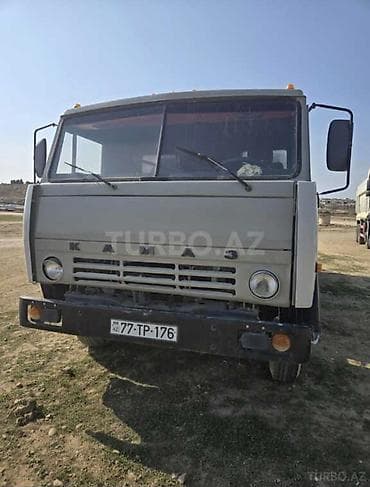 quba teker: KAMAZ su tankeri – 6x4 - Marka/model: KAMAZ sudaşıyan maşın - — 4