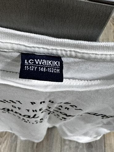 Футболки: LC Waikiki uşaq köynəyi Veziyyeti yaxsidi az istifade olunub - — 2