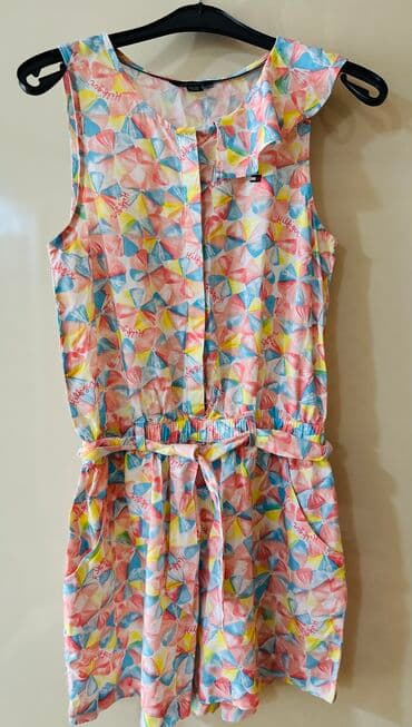 Manejlər: Şort-tulum. Tommy Hilfiger. Razmer 12/14 yaş Xarici brenddir — 1