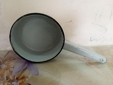 bir balaca sandiqca: Qədimidir, şəkildə göründüyü kimi qutusu var. Pizza kəsmək və qoymaq — 2