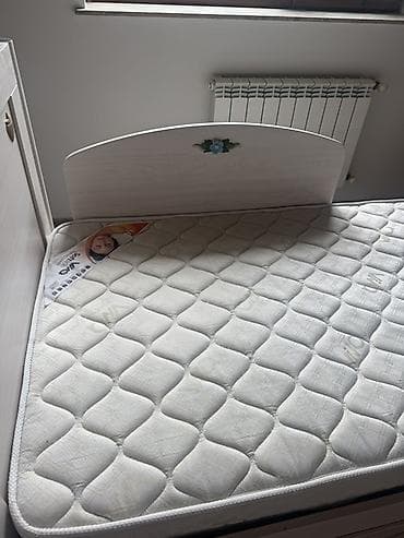 yataq carpayısı: Oğlan və qız üçün, Çarpayı, Bazasız, Matras ilə, Siyirməli — 1