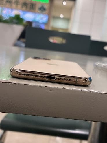 iphone 11 barter var: IPhone 11 Pro, 64 GB, Qızılı, Zəmanət, Barmaq izi, Simsiz şarj — 6