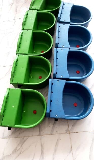 лоток для кошек: Кормушка, Для воды, Для животных, Самовывоз, Бесплатная доставка, Платная доставка — 1