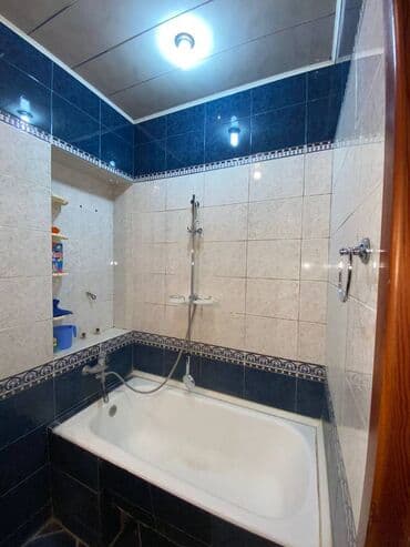 qobuda kirayə evlər: Badamdarda 2mertebeli binanın 2-cu mərtəbəsində yerləşən ümumi sahəsi — 15