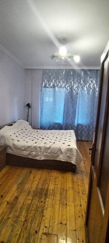 ipotekada olan evlerin satisi: Bakı, 3 otaqlı, Köhnə tikili, m. Əhmədli, 80 kv. m — 5