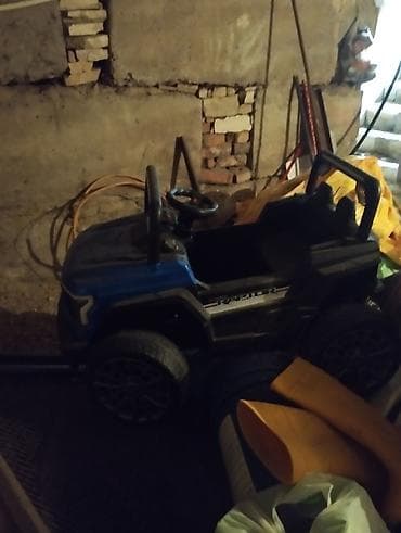 Uşaq üçün elektrikli miniatür avtomobil – Ford F150 üslubunda sadəcə — 1