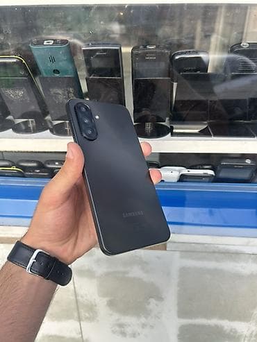 Samsung Galaxy A17, 256 GB, rəng - Qara, Zəmanət, Sensor, Barmaq izi — 2