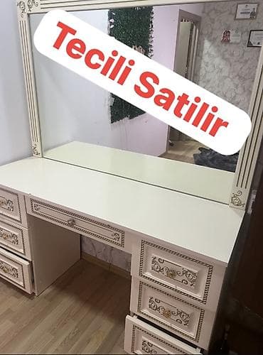 bar oturacaqlari: Dördbucaq masa — 1