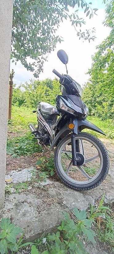 yan güzgü s: Skuter-tip motosiklet təcili satılır - Kuzov rəngi: qara, qırmızı-ağ — 2