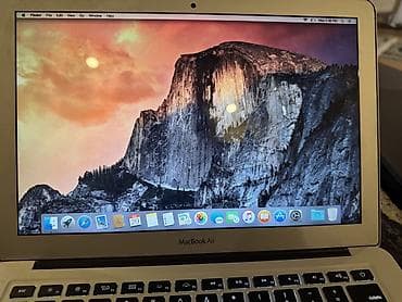 Apple MacBook Air – 13.3" Xüsusiyyətlər: - Ekran: 13.3 inch, 1440 ×