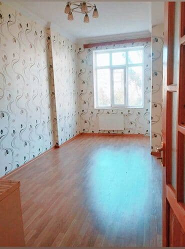 ist petrol tbilisi prospekti: Binəqədi rayonu, Hüseyn Seyidzadə küçəsi, 9-Mikrorayona yaxın — 5