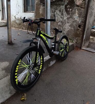 velosiped ucun isiqlar: 24 lukdu.Teze alinib 1 ay olar.Tecili Satilir. !!! Qiymeti — 3