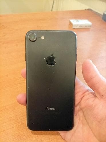 IPhone 7, 32 GB, Qara, Barmaq izi — 2