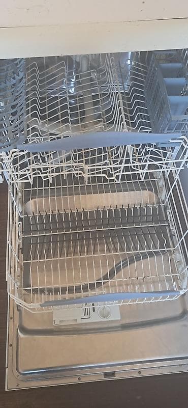 tap az ariston: Qabyuyan maşın Ariston, Tam qabaritli (60 sm.), Ayrıca dayanan — 3