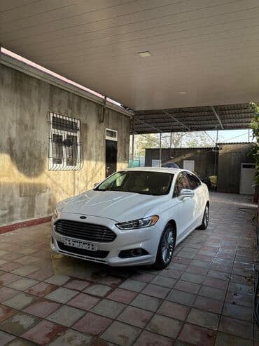 авто в кредит: Ford Fusion: 1.6 л | 2014 г. 180525 км Седан — 2