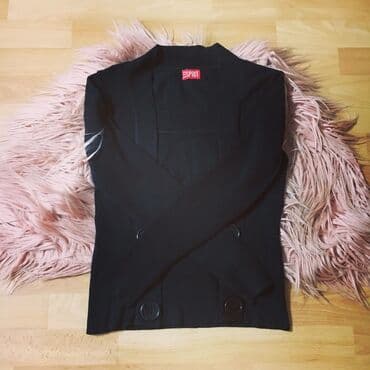 yundan kişi sviterləri: Razmer:38-40-42(M-L-XL) Uzunluq:57 Qol: 60 Eni:88+ Istehsal:U.S.A — 5