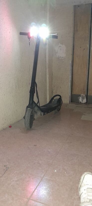 inmotion s1 qiymeti: İşlənmiş Elektrik samokat 12", 251 - 350 Vt, 26 - 35 km/s, Ünvandan götürmə — 2