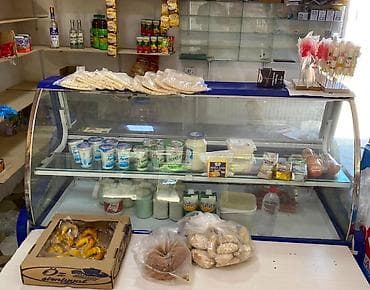 ayaqqabı dolabı tap az: Soyuducu vitrin 260 Azn.Ölçü 1.50.Tam işləkdir heç bir problemi — 1