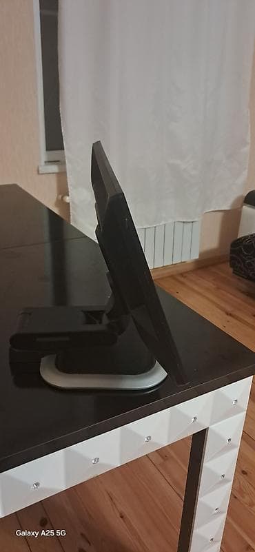 mini laptop: ARTtronic UPS (fasiləsiz enerji təchizatı) - Marka/model: ARTronic — 9