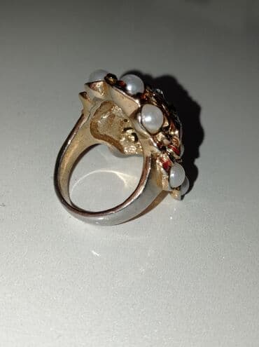 Muncuqlar: Üzük yenidir hədiyyə olunub tərzi uyğun gəlmədiyi üçün satılır — 2