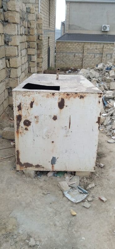 Bak, Metal, 1000 l l